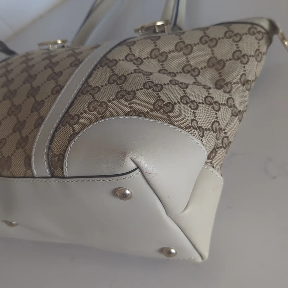 NOT FOR SALE SOLD Gucci Canvas Tote Vintage - Picture 9 of 15